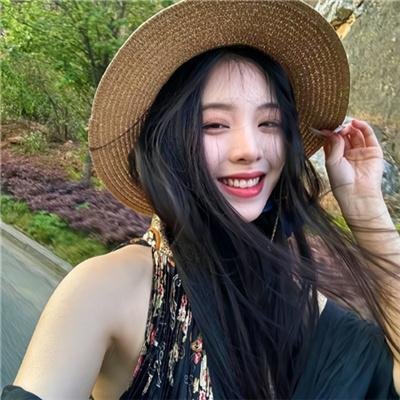 冬天的女子 海报