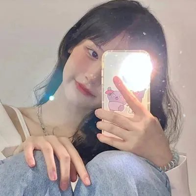 渺小而坚韧 海报